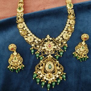 Pacchi Short Necklace