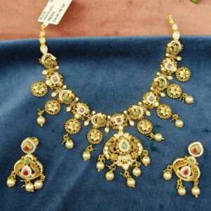 Pacchi Short Necklace