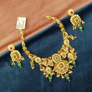 Pacchi Short Necklace