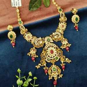 Pacchi Short Necklace