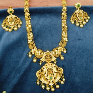 Pacchi Long Necklace