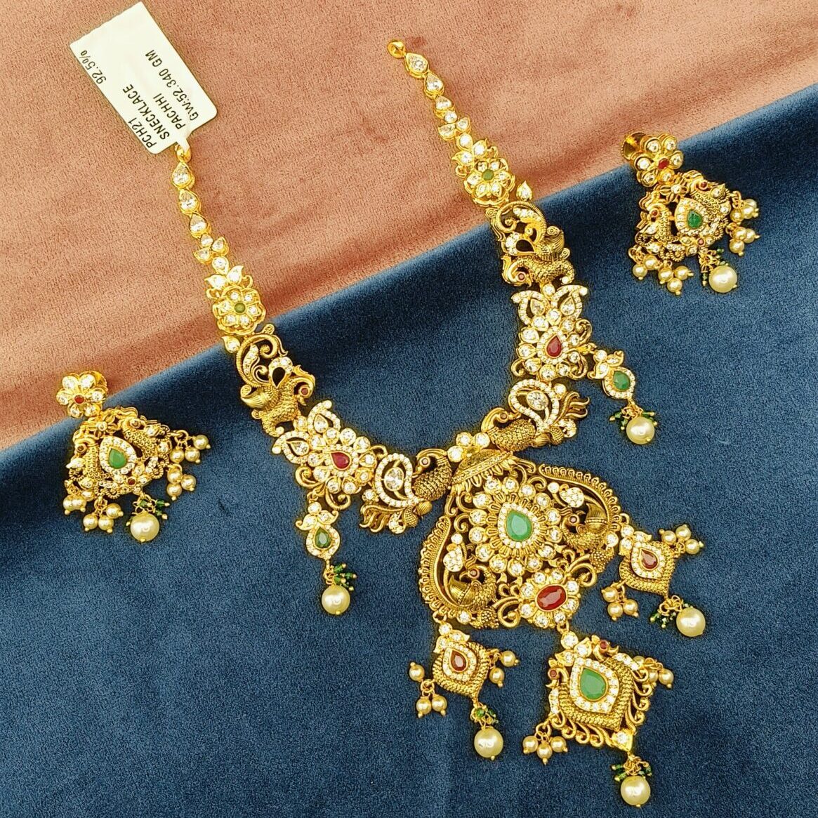 Pacchi Short Necklace