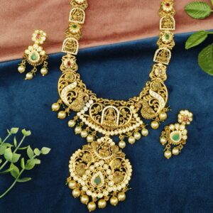 Pacchi Long Necklace