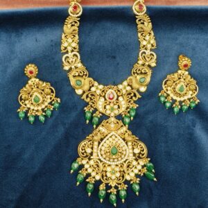 Pacchi Long Necklace