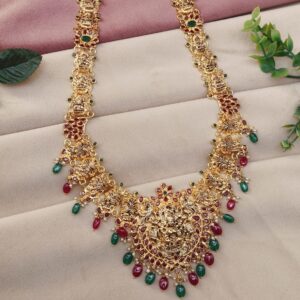 Pacchi Long Necklace