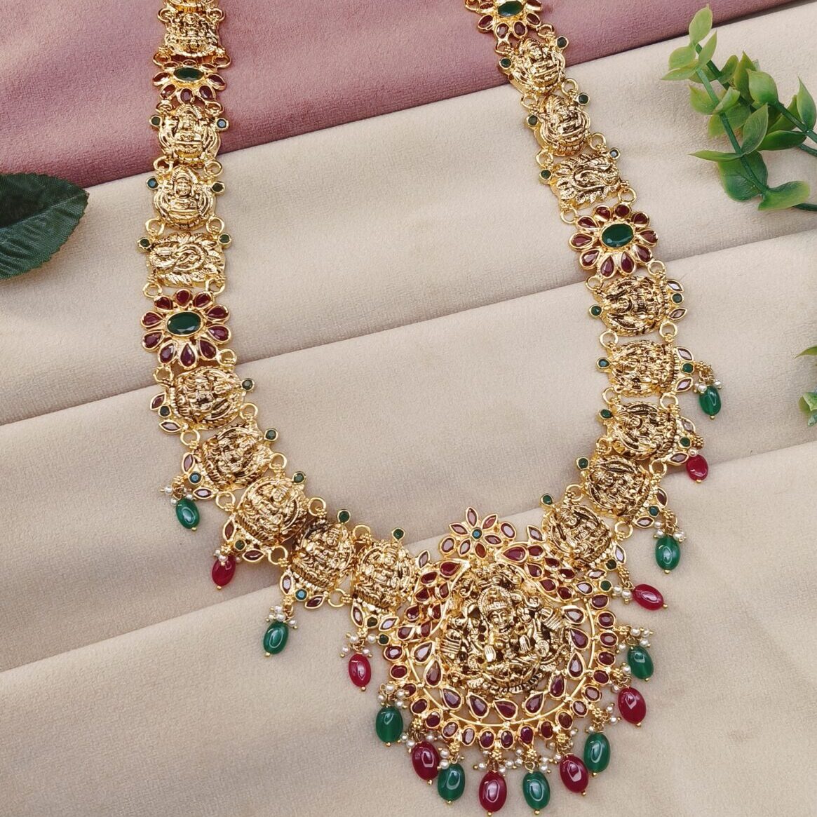 Pacchi Long Necklace