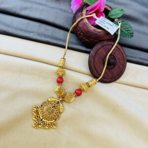 CHAIN PENDANT