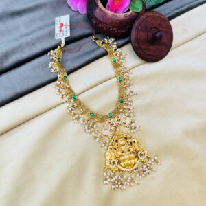 GUTTAPUSALU NECKLACE