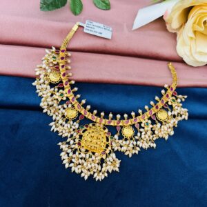 GUTTAPUSALU NECKLACE