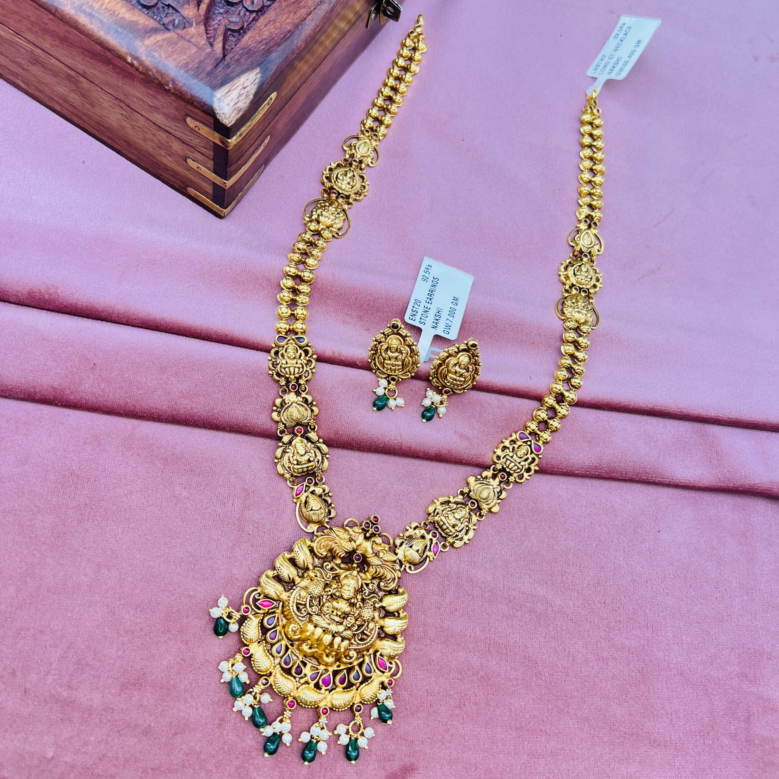 Nakshi Necklace with Earrings