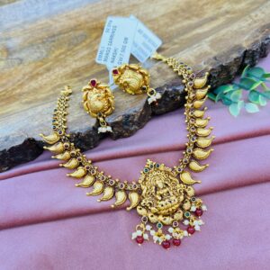 Mango Necklace with Earring