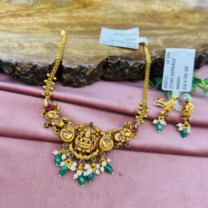 Nakshi Necklace with Earrings