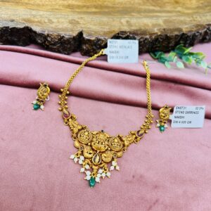 NAKSHI NECKLACE WITH EARRINGS