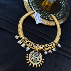 NAKSHI NECKLACE