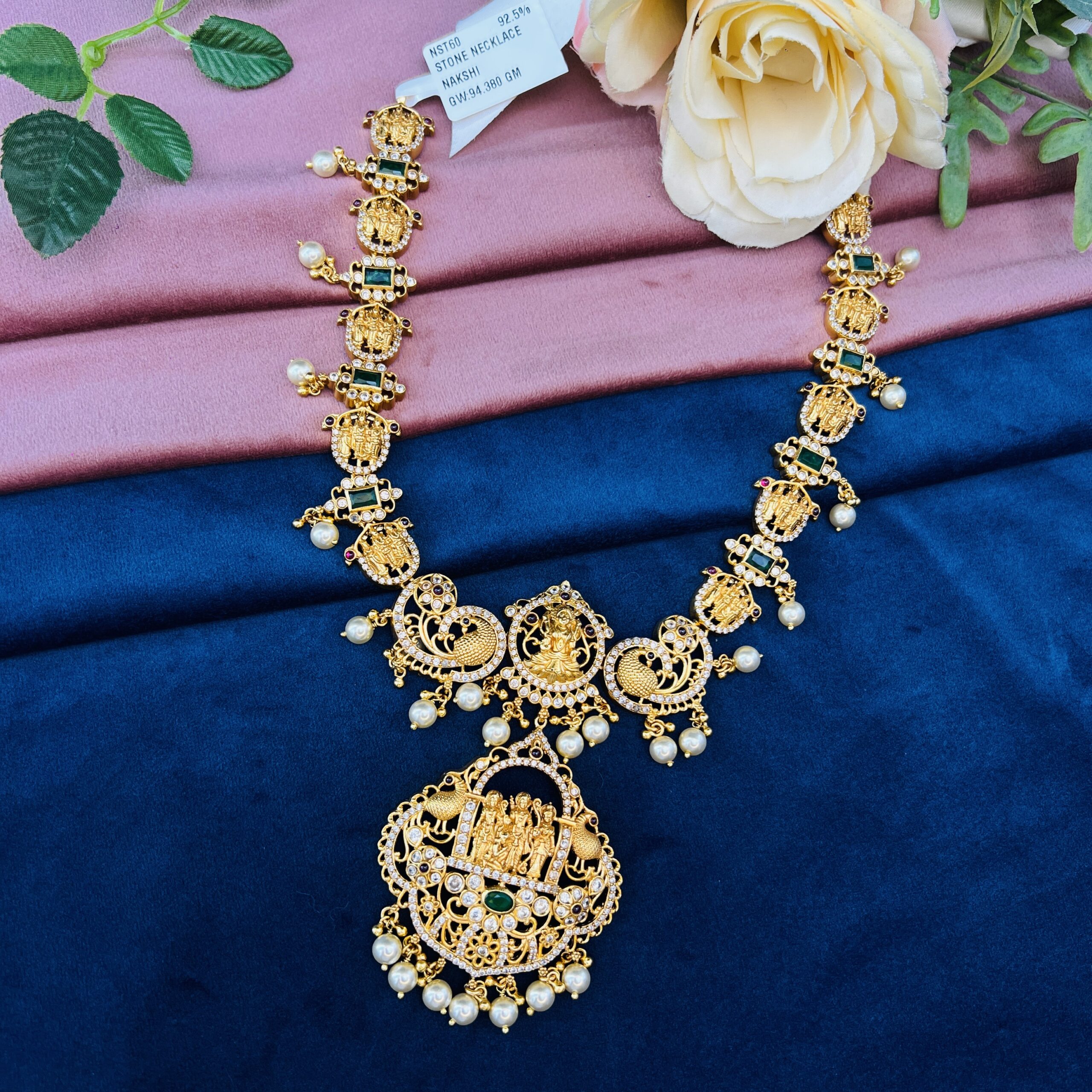 STONE NECKLACE