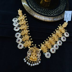 STONE NECKLACE