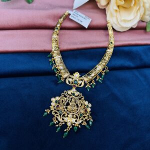 PACCHI NECKLACE