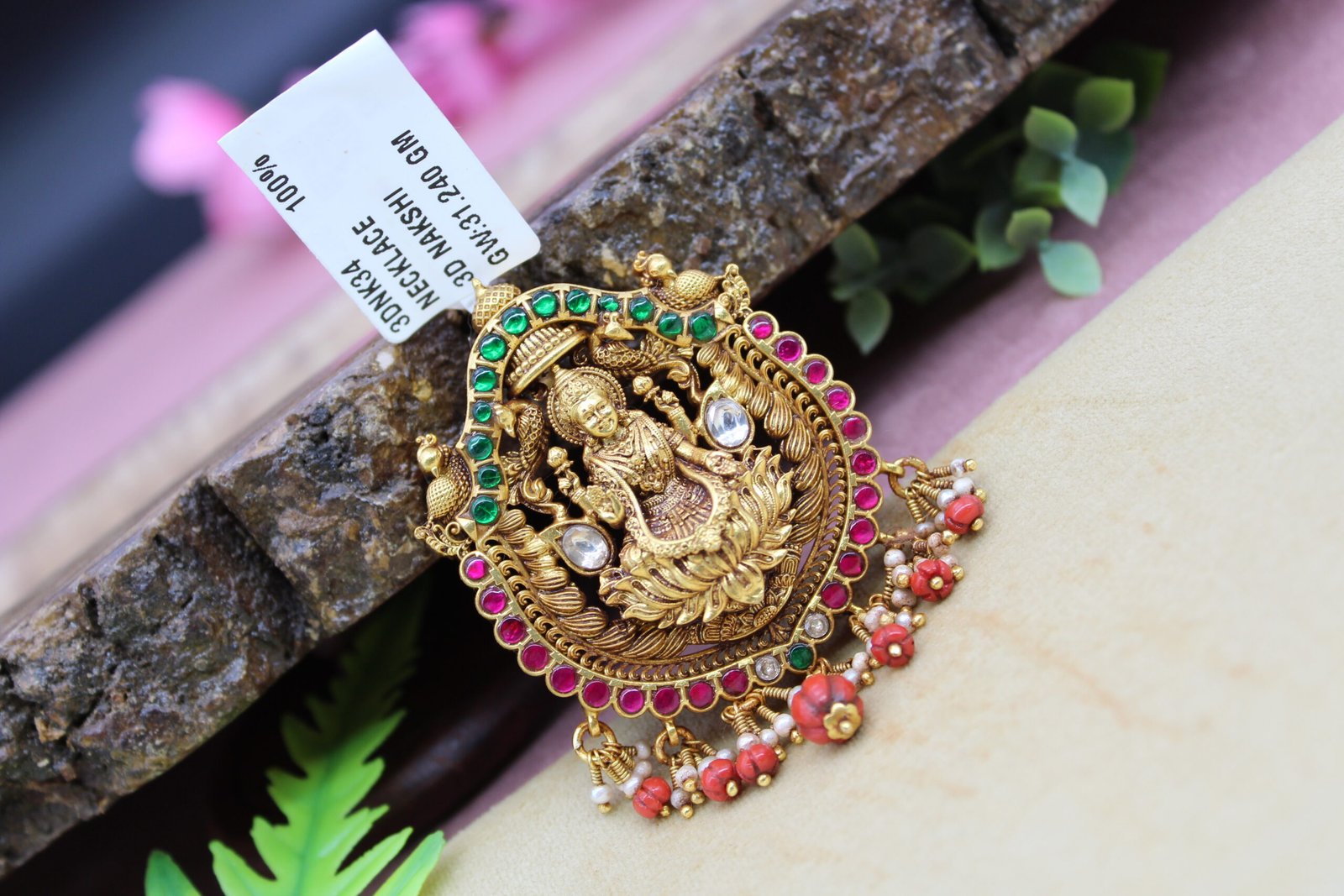 3D NAKSHI PENDANT